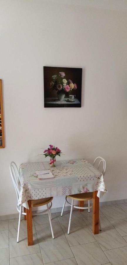 Γεώργιος Παπαϊωάννου Ενοικιαζόμενα Δωμάτια Khrónia Екстериор снимка
