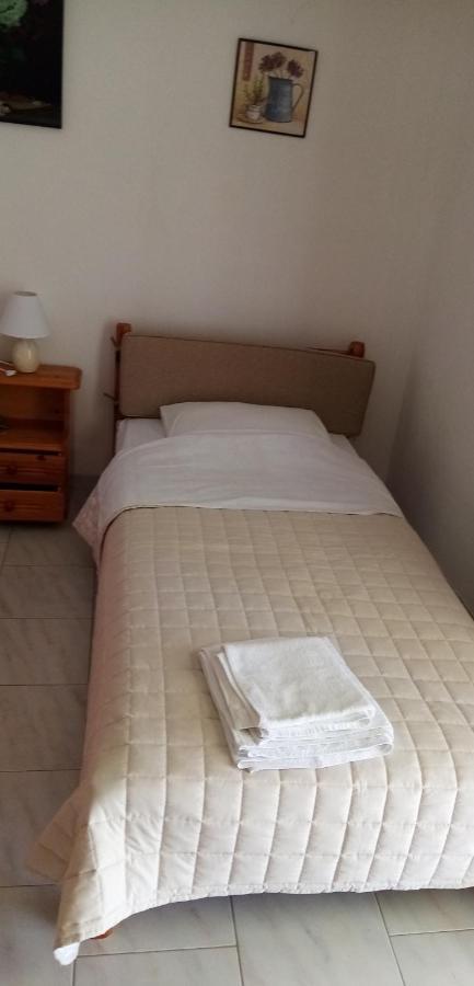 Γεώργιος Παπαϊωάννου Ενοικιαζόμενα Δωμάτια Khrónia Екстериор снимка